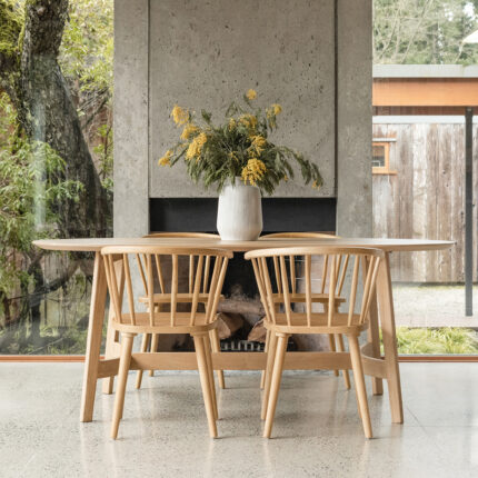 Trie Dining Table