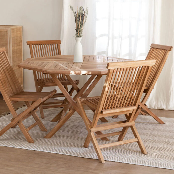 Pira Four Folding Seater Round Dining Set