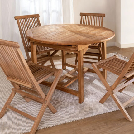 Pira Four Folding Seater Oval Dining Set